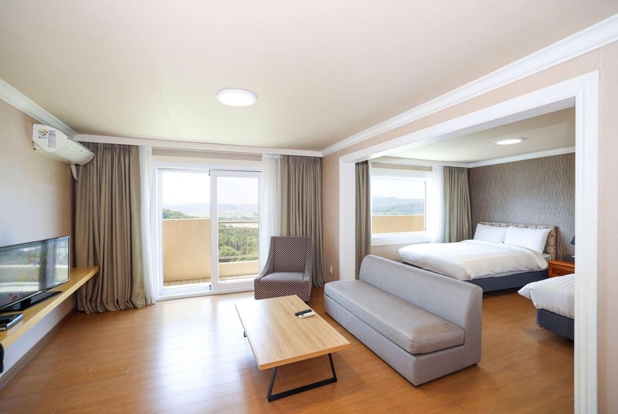 La Vie Dor Hotel And Resort, Trademark Collection By Wyndham Hwaseong Exteriör bild
