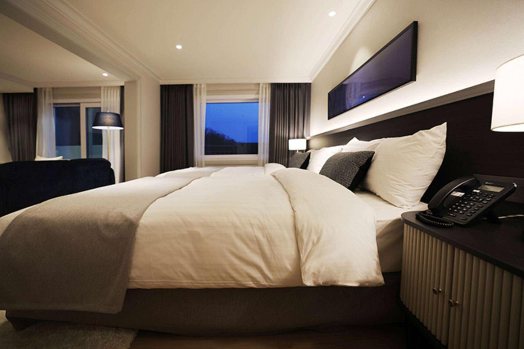 La Vie Dor Hotel And Resort, Trademark Collection By Wyndham Hwaseong Exteriör bild