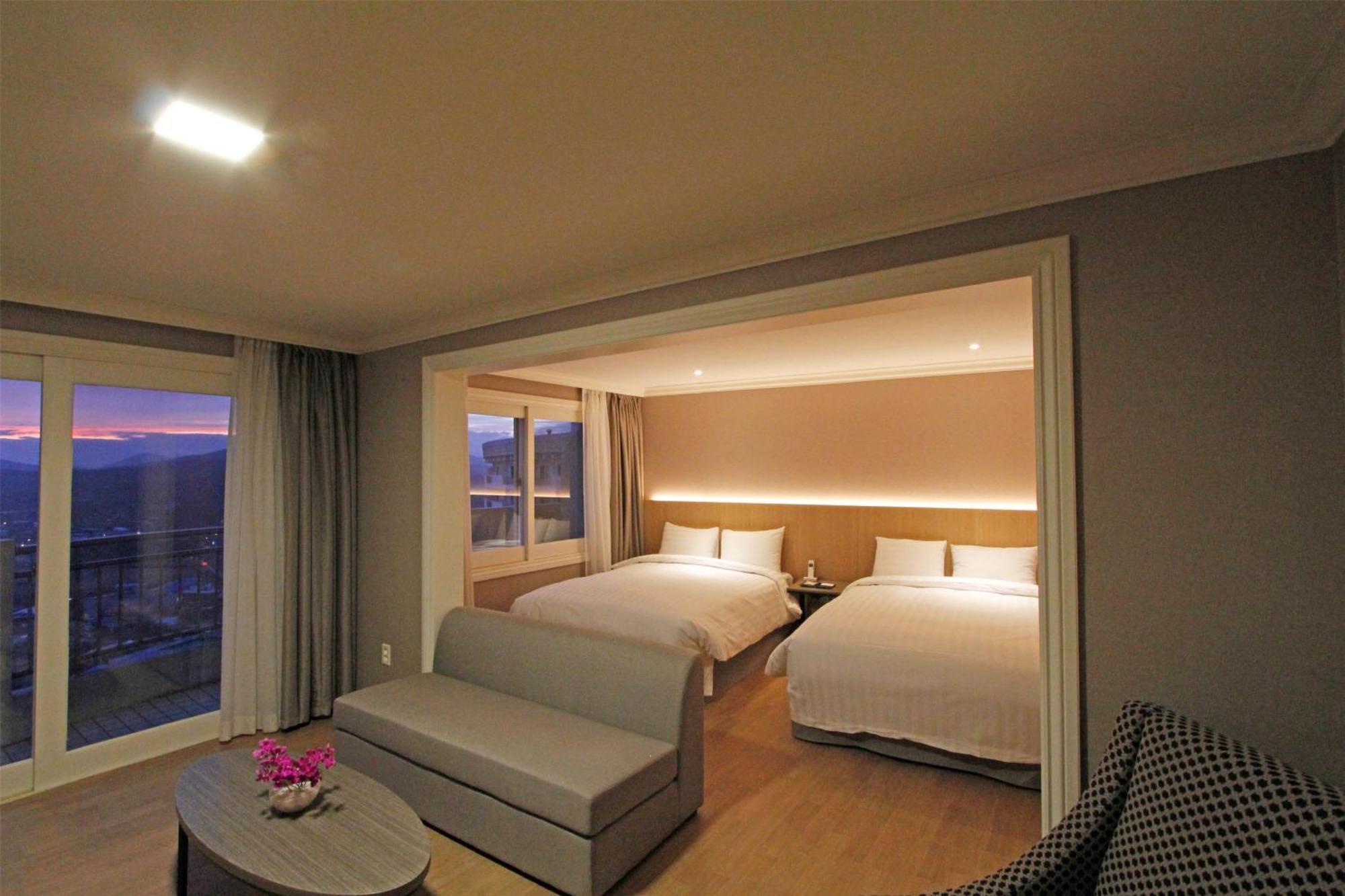 La Vie Dor Hotel And Resort, Trademark Collection By Wyndham Hwaseong Exteriör bild